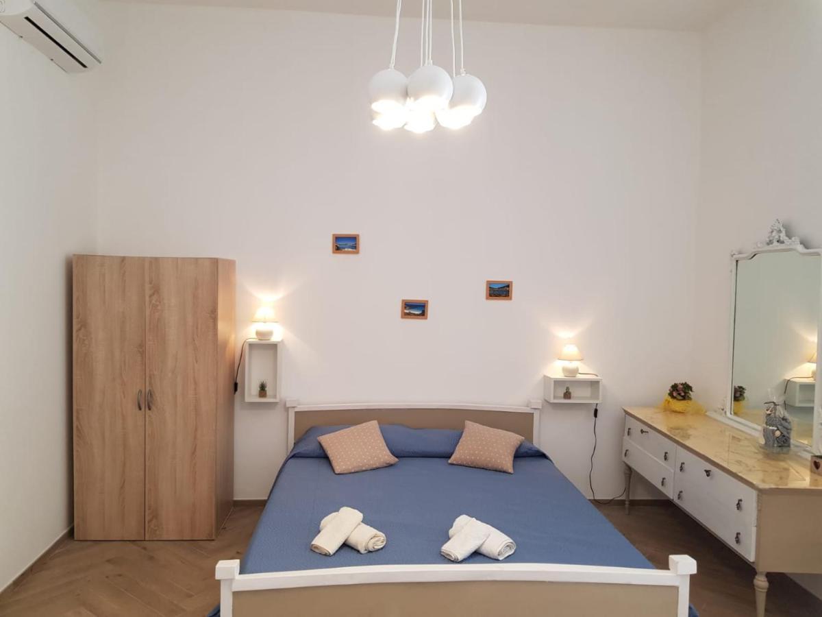 Bed and Breakfast Casa di Giù à Porto Torres Extérieur photo